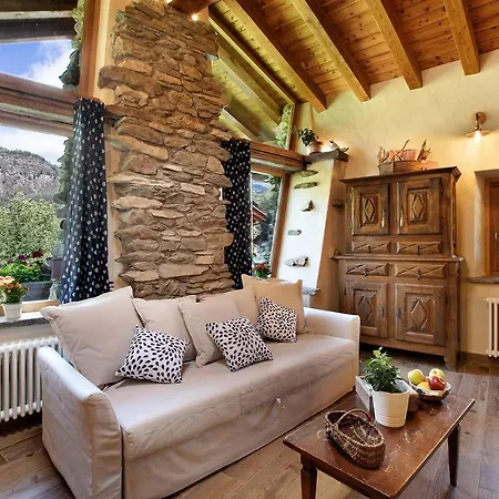 1175 Chalet