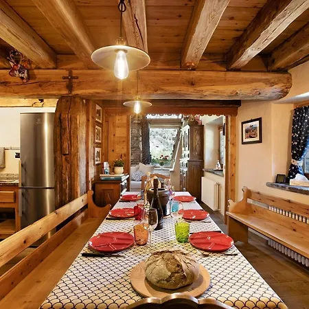 1175 Chalet